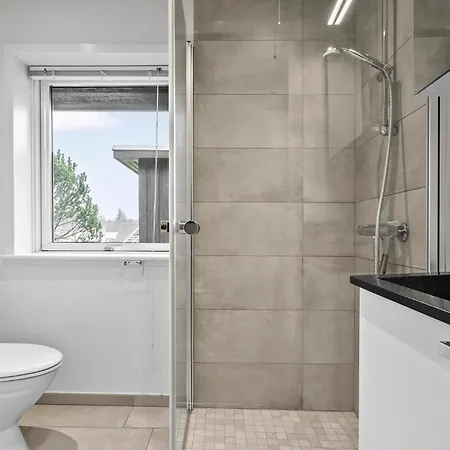 2 Bedroom Gorgeous In Norre Nebel Casa de Férias